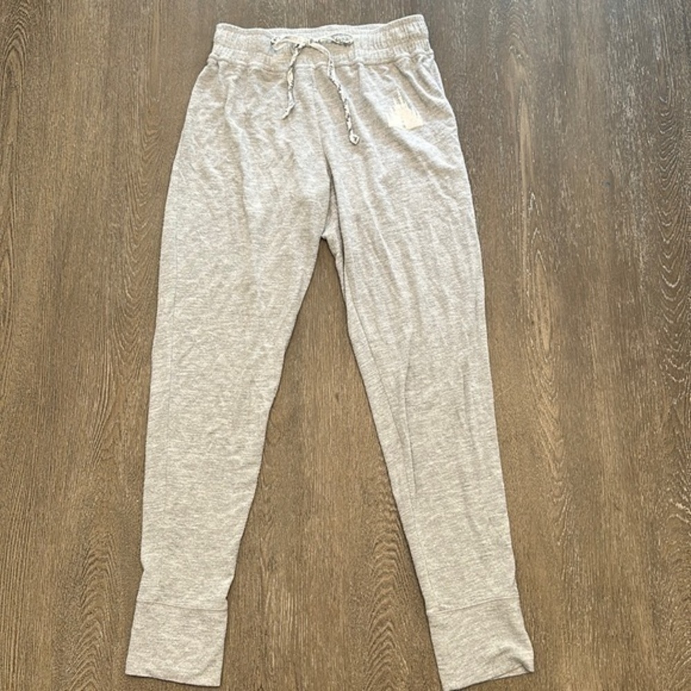 DISNEY PARKS GREY CASTLE JOGGERS - Size Small SKU:66